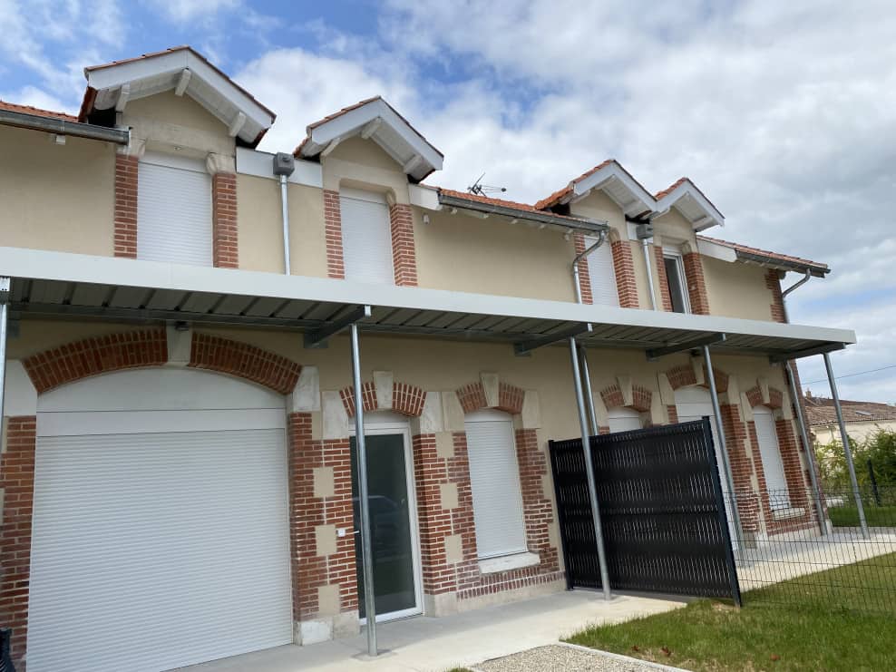 façade de la résidence de la plaine II, logements sociaux par Habitalys