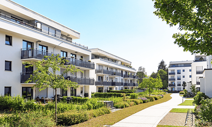 logement social avec espaces extérieurs végétalisés, par Action Logement