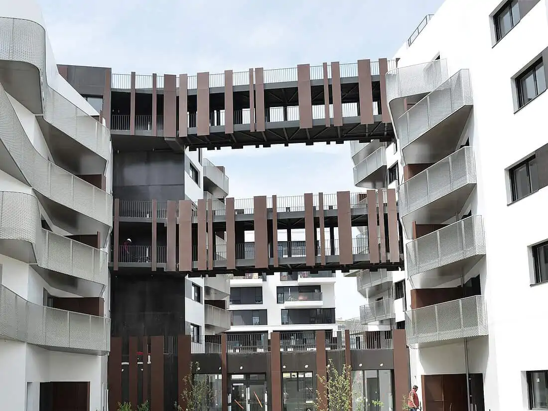 logements sociaux dans une résidence intergénérationnelle, à Gennevilliers (92)